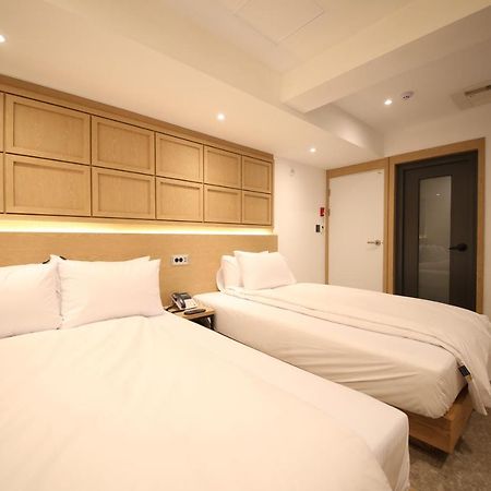 Hotel Vantt Кванджу Экстерьер фото